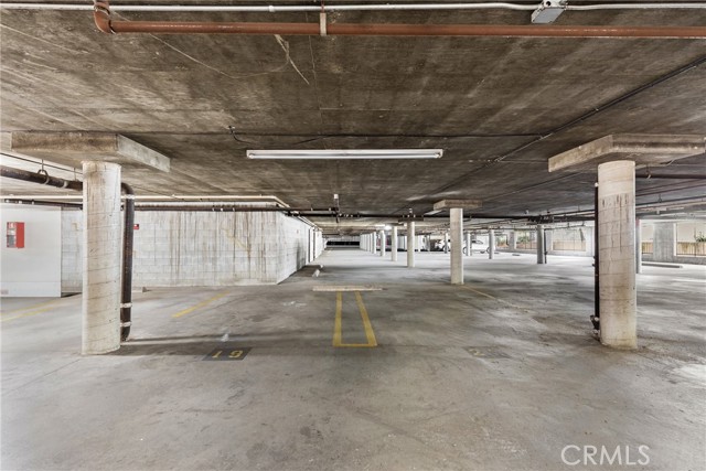 Detail Gallery Image 26 of 26 For 17500 Sherman Way #102,  Van Nuys,  CA 91406 - 3 Beds | 2 Baths