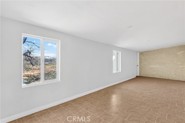 Detail Gallery Image 9 of 25 For 1754 Fortuna Ave, Landers,  CA 92285 - 2 Beds | 1 Baths