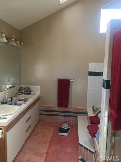 Detail Gallery Image 12 of 18 For 3747 Hamilton, Redwood City,  CA 94062 - 3 Beds | 3 Baths