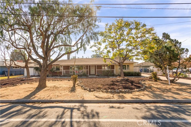 Detail Gallery Image 2 of 45 For 5462 Jurupa Ave, Riverside,  CA 92504 - 3 Beds | 2 Baths