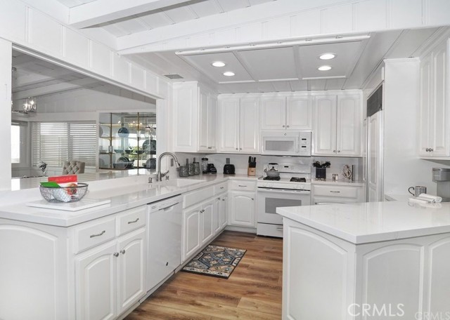 Detail Gallery Image 26 of 44 For 35325 Beach Rd, Dana Point,  CA 92624 - 4 Beds | 2/1 Baths