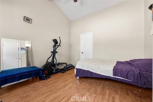 Detail Gallery Image 23 of 34 For 10831 Roycroft St #8,  Sun Valley,  CA 91352 - 3 Beds | 3 Baths