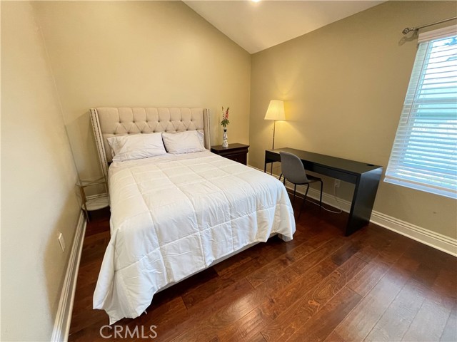 249 Pineview, Irvine CA: https://media.crmls.org/medias/b3ffc4df-5f04-44ed-a77d-96f81f78e88f.jpg
