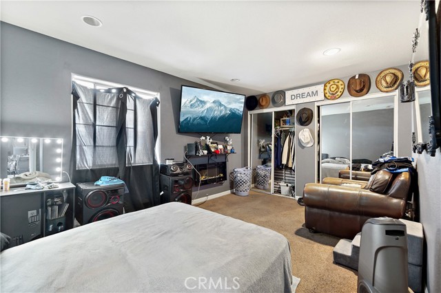 1301 E Pacific Coast, Wilmington CA: https://media.crmls.org/medias/b4000ba3-0cc4-48c6-8a99-a6d1c9ba3a69.jpg