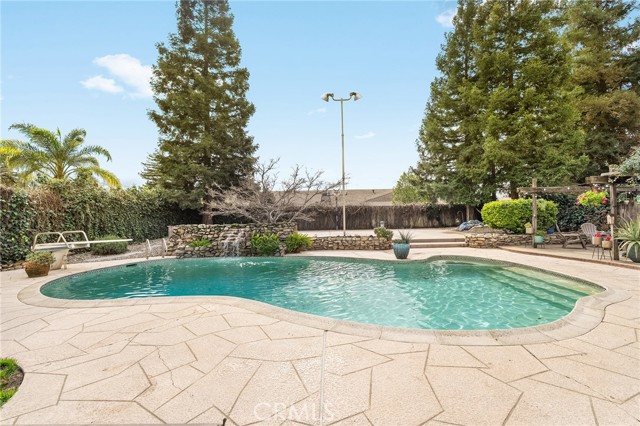 Detail Gallery Image 6 of 45 For 19 via Verona Cir, Chico,  CA 95973 - 3 Beds | 2 Baths