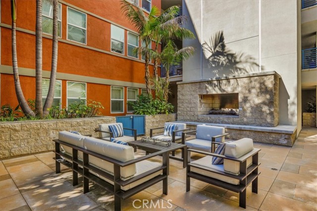 Image 64 of 75 For 300 4th Street 214