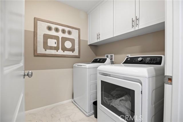13002 Woodhill st, Victorville CA: https://media.crmls.org/medias/b4008779-076a-4327-a444-de513dc1c391.jpg