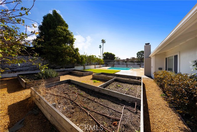 Detail Gallery Image 30 of 38 For 1820 Tahuna, Corona Del Mar,  CA 92625 - 5 Beds | 5 Baths