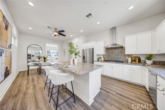 Detail Gallery Image 16 of 49 For 104 Interval, Irvine,  CA 92618 - 3 Beds | 2/1 Baths