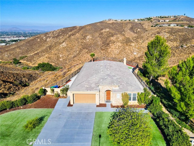 Detail Gallery Image 2 of 30 For 15446 Skyridge Dr, Riverside,  CA 92503 - 5 Beds | 6 Baths