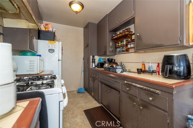 2912 W Via Acosta, Montebello CA: https://media.crmls.org/medias/b401191b-a860-456c-87e8-5f70decf714a.jpg