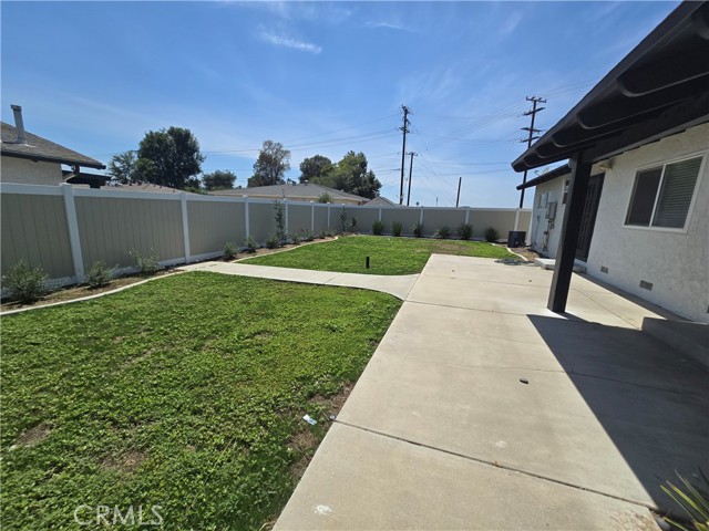 876 River Drive, Norco CA: https://media.crmls.org/medias/b4011a7c-77d9-43ca-8568-5ee79c5fdc10.jpg