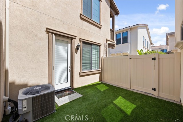 Detail Gallery Image 28 of 30 For 1878 Harvest Circle, Tustin,  CA 92780 - 3 Beds | 2/1 Baths