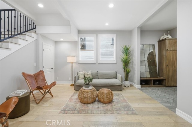 Detail Gallery Image 8 of 71 For 406 S Gertruda, Redondo Beach,  CA 90277 - 5 Beds | 4/1 Baths