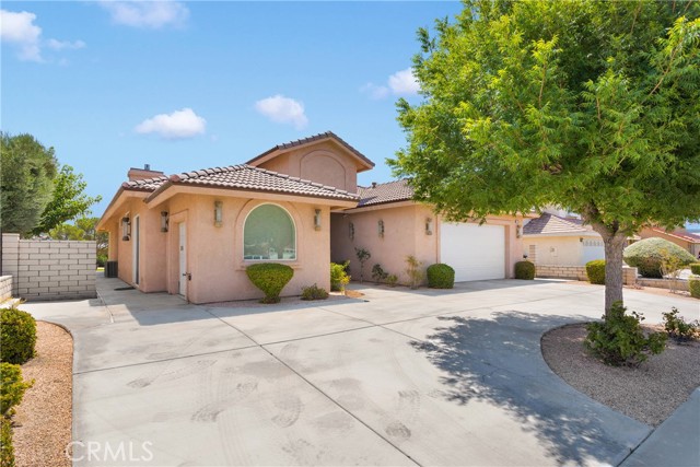 Detail Gallery Image 4 of 48 For 27333 Lakeview Dr, Helendale,  CA 92342 - 3 Beds | 2 Baths