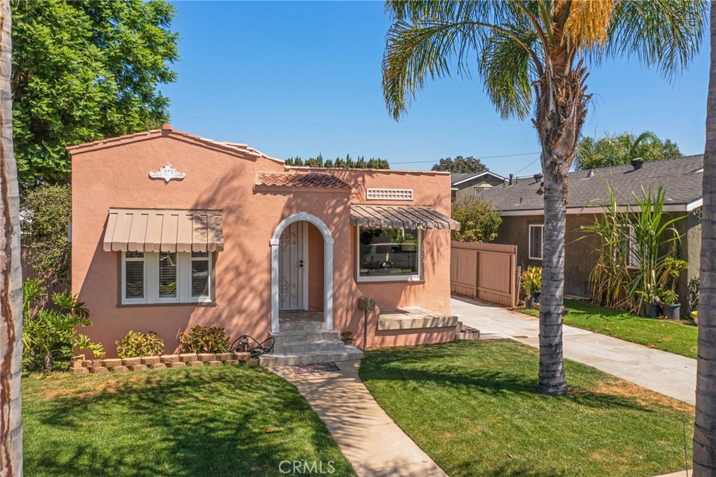 123 Orange Grove Avenue