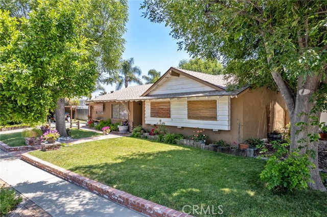 4458 Walnut Avenue photo 4