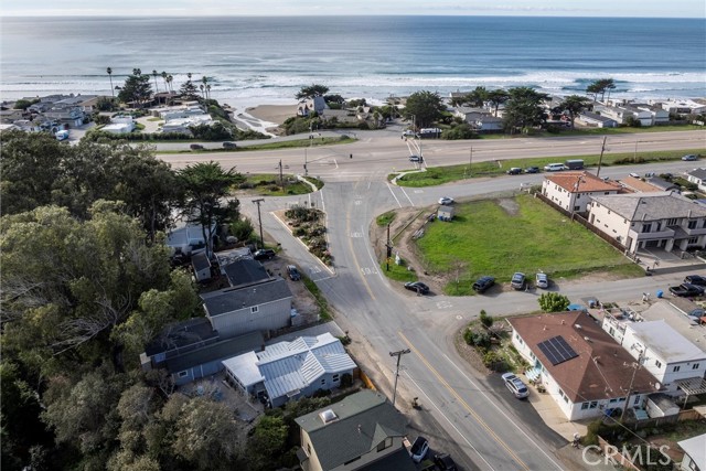 Detail Gallery Image 4 of 41 For 200 Old Creek, Cayucos,  CA 93430 - 2 Beds | 2 Baths