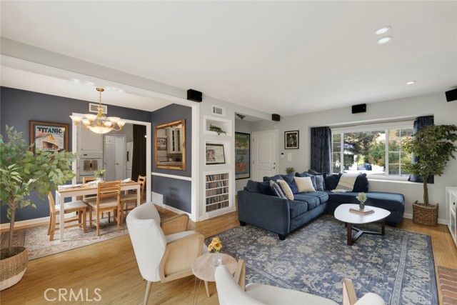 Detail Gallery Image 12 of 35 For 8520 Springford Dr, Sun Valley,  CA 91352 - 3 Beds | 2 Baths