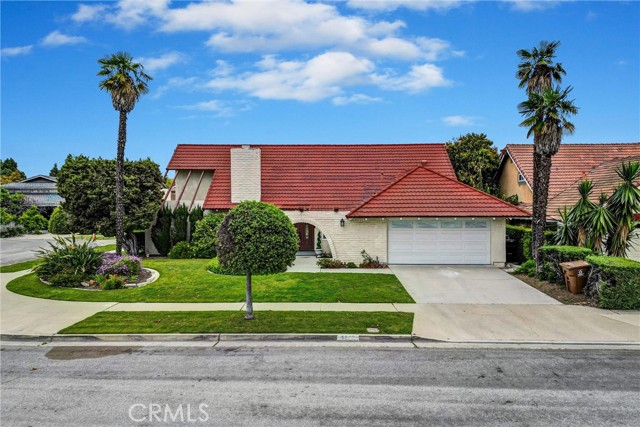 1340 S Scarborough Lane, Anaheim CA: https://media.crmls.org/medias/b406aeb7-5f8e-4f31-abbf-1d730d36d27e.jpg