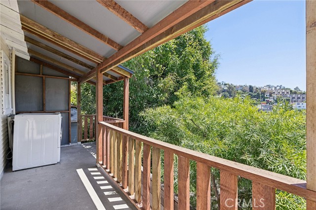 Detail Gallery Image 21 of 32 For 3926 De Longpre Ave, Los Angeles,  CA 90027 - 1 Beds | 1 Baths