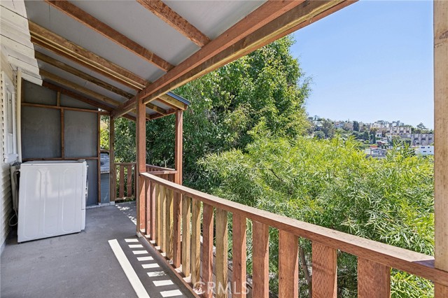 Detail Gallery Image 21 of 32 For 3926 De Longpre Ave, Los Angeles,  CA 90027 - 1 Beds | 1 Baths