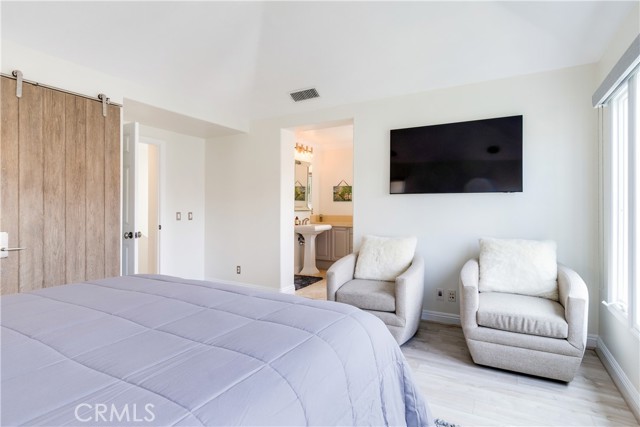Detail Gallery Image 20 of 41 For 2534 Bungalow Pl, Corona Del Mar,  CA 92625 - 3 Beds | 2/1 Baths