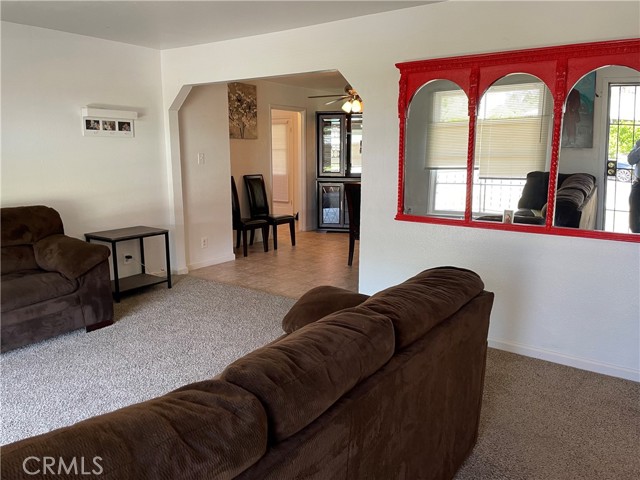 Detail Gallery Image 3 of 12 For 3410 E Weldon Ave, Fresno,  CA 93703 - 3 Beds | 1 Baths
