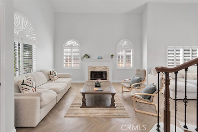 Detail Gallery Image 11 of 60 For 1048 Gladstone St, La Verne,  CA 91750 - 5 Beds | 4/1 Baths