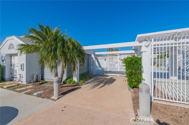 Detail Gallery Image 30 of 31 For 83 Huntington #278,  Irvine,  CA 92620 - 2 Beds | 2 Baths