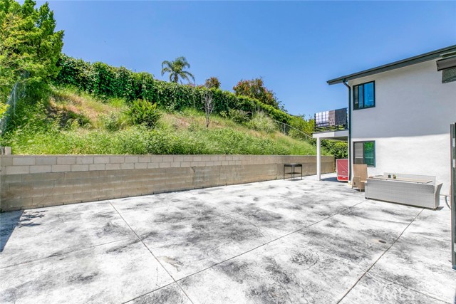 Detail Gallery Image 28 of 38 For 17465 Tuscan Dr, Granada Hills,  CA 91344 - 4 Beds | 3 Baths