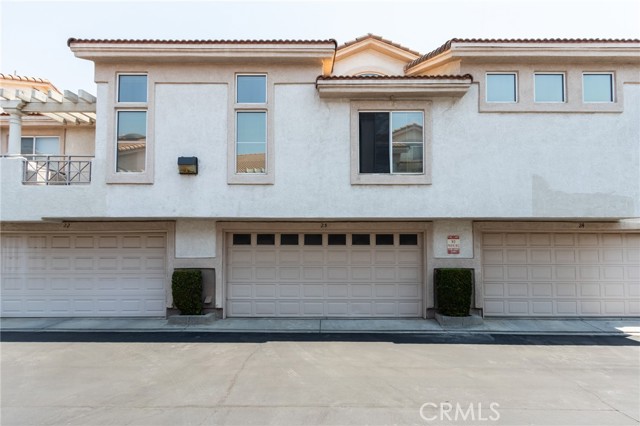 924 N Turner Avenue, Ontario CA: https://media.crmls.org/medias/b40b0084-14c0-4a38-a247-a432c7c8936a.jpg