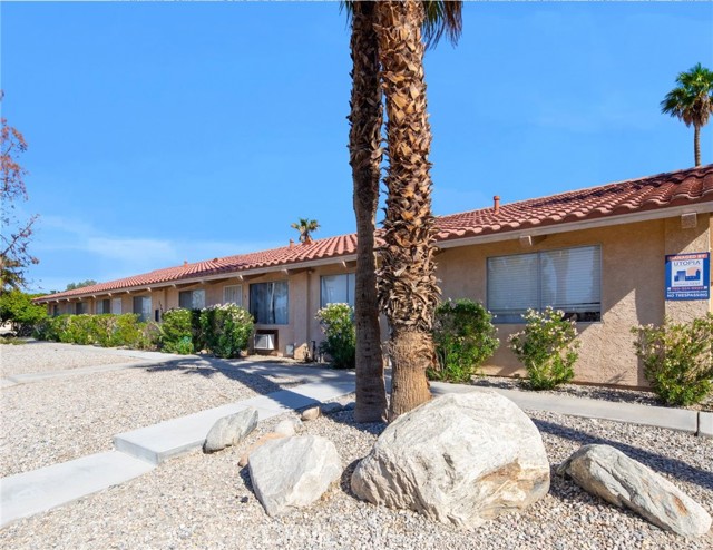 Detail Gallery Image 14 of 25 For 27700 Avenida Terrazo, Cathedral City,  CA 92234 - – Beds | – Baths