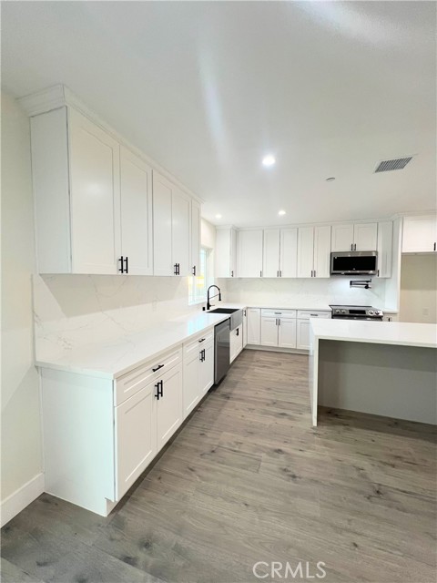 Detail Gallery Image 30 of 58 For 9737 East Avenue Q-4, Sun Village,  CA 93543 - 4 Beds | 3 Baths