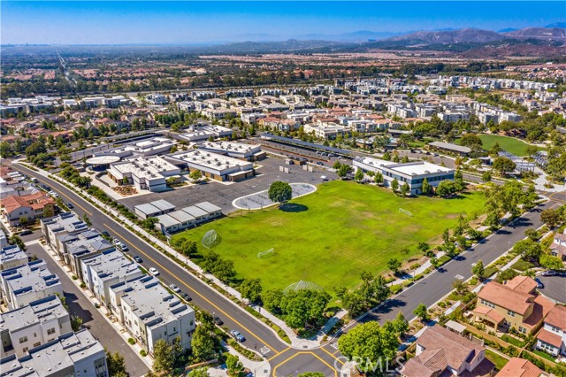 103 Aims, Irvine CA: https://media.crmls.org/medias/b40c4de7-054c-4e54-b0a3-1963b9aaa038.jpg