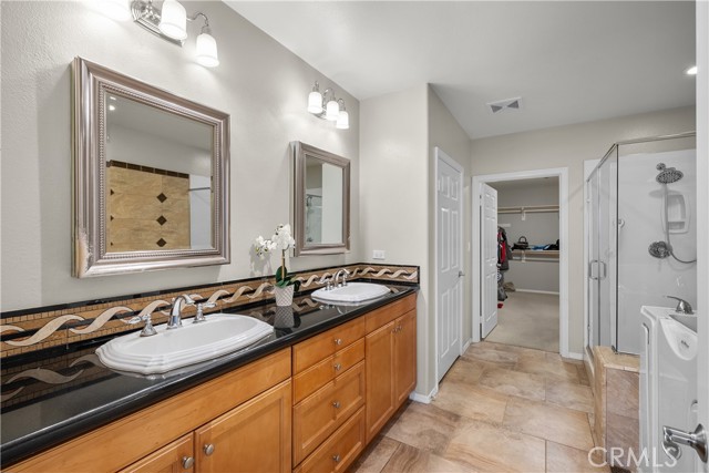 Detail Gallery Image 12 of 36 For 23748 Aspen Meadow Ct, Valencia,  CA 91354 - 3 Beds | 3/1 Baths