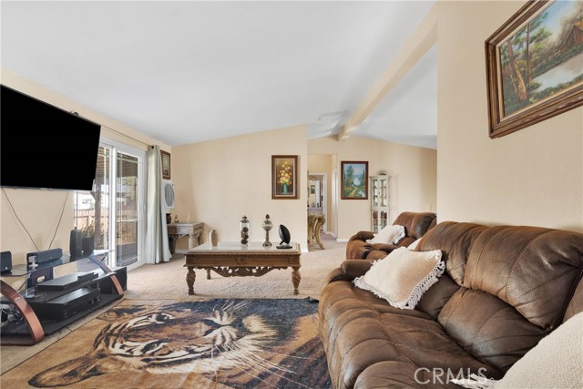 Detail Gallery Image 7 of 28 For 18870 Dogwood Ct, Adelanto,  CA 92301 - 3 Beds | 2 Baths