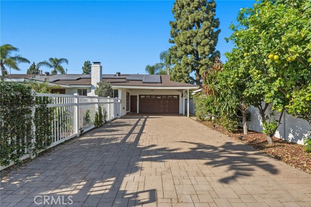 1110 E Meats Ave, Orange CA: https://media.crmls.org/medias/b40de4fd-eaa1-4411-9574-ceb2a10fdb6d.jpg