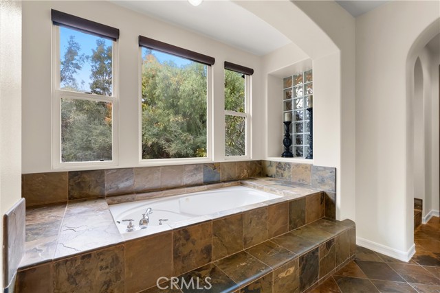 21 Calle Vista Del Sol, San Clemente CA: https://media.crmls.org/medias/b40e21d7-5d67-41e0-8689-6c28ca35cb5c.jpg
