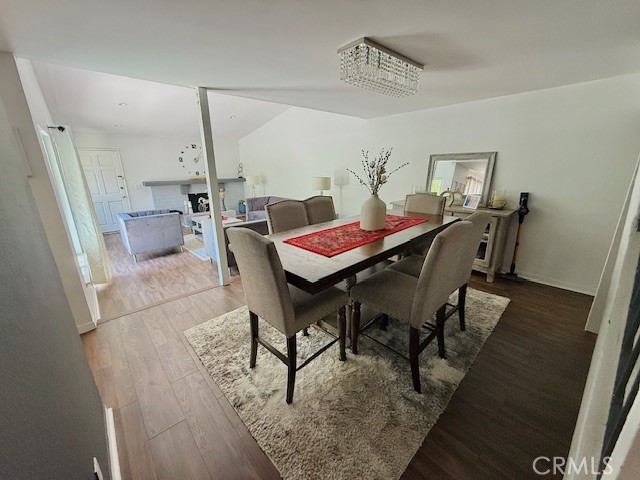 Detail Gallery Image 6 of 36 For 10068 Larwin Ave #2,  Chatsworth,  CA 91311 - 4 Beds | 3 Baths