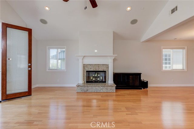 1726 Carlson Lane, Redondo Beach CA: https://media.crmls.org/medias/b40e911a-c0e4-49d7-b8bf-91824039ffc2.jpg