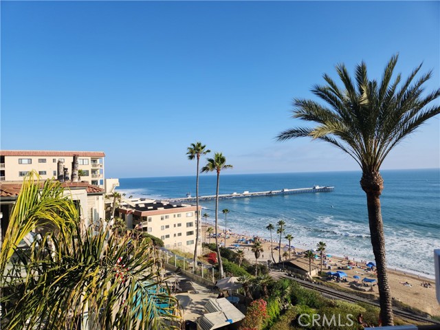 412 Arenoso Lane, San Clemente CA: https://media.crmls.org/medias/b40eb7a3-7042-41a6-9287-7dffa8259804.jpg