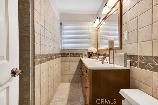 Detail Gallery Image 22 of 45 For 8009 Lena Ave, West Hills,  CA 91304 - 3 Beds | 3 Baths