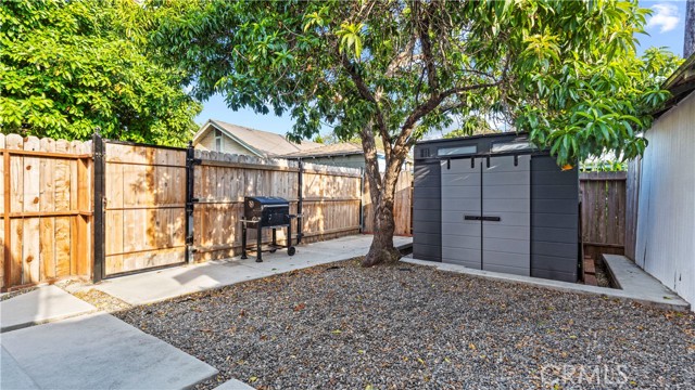 76 W Del Amo Boulevard, Long Beach CA: https://media.crmls.org/medias/b40fb341-3d31-4b6f-81cc-d1da82604a82.jpg