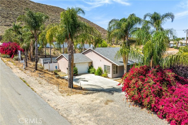 Detail Gallery Image 1 of 25 For 29582 Toomas Cir, Menifee,  CA 92587 - 3 Beds | 2 Baths