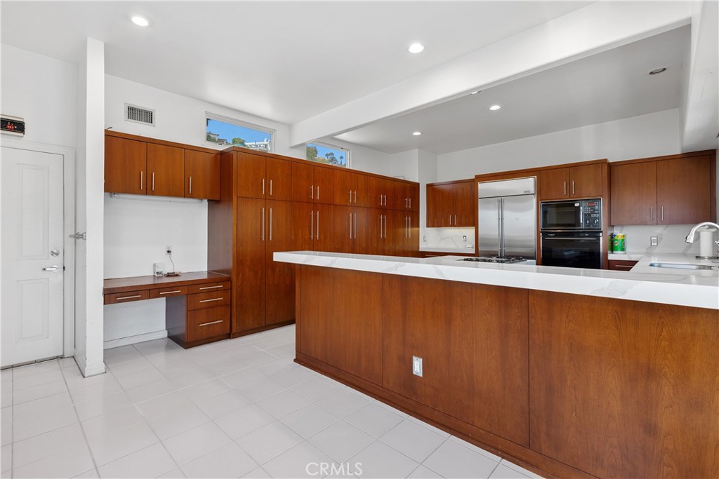 MLS #OC26092439 image #16