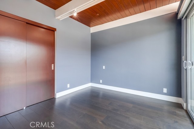 6715 E Ocean Boulevard, Long Beach CA: https://media.crmls.org/medias/b40fe890-2f2e-4e45-a962-0e7a54639b2b.jpg