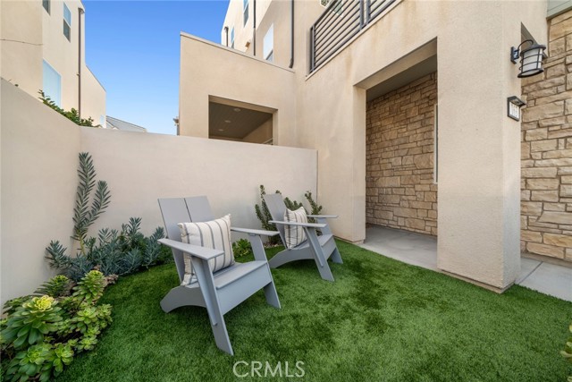 Detail Gallery Image 42 of 46 For 163 Crossover, Irvine,  CA 92618 - 4 Beds | 3/1 Baths