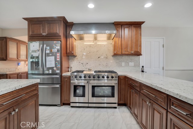 Detail Gallery Image 8 of 50 For 1059 Rambling, Simi Valley,  CA 93065 - 4 Beds | 3 Baths