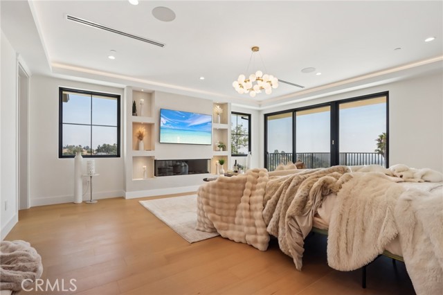 18200 Sheffield Lane, Porter Ranch CA: https://media.crmls.org/medias/b411d13e-259b-4e63-8504-210417aedbcd.jpg
